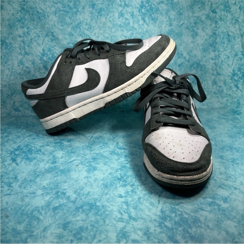 Nike Dunk Low Top Women’s White Green Suede Shoes Sneaker Size 7